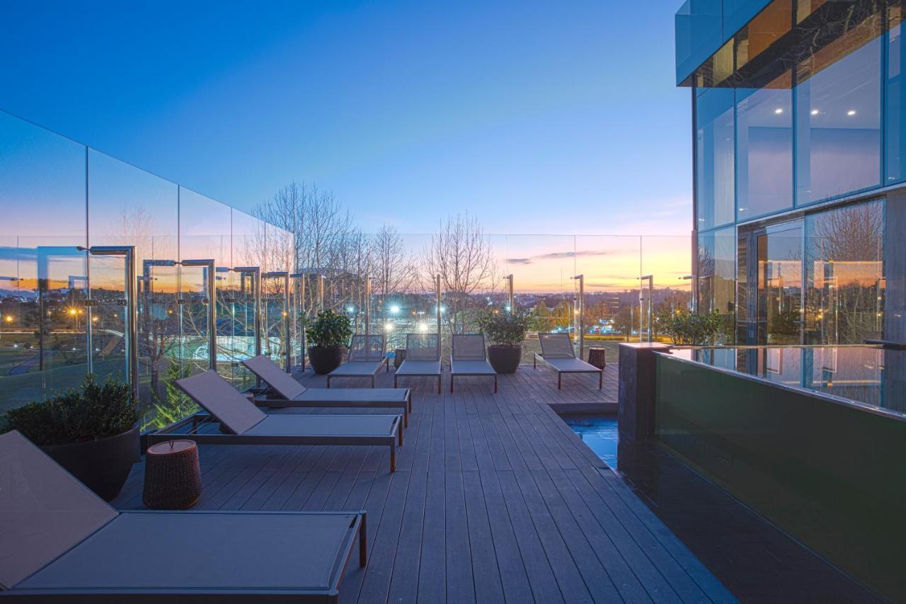 Suryaa Hotel Pinhais, Curio Collection By Hilton Exterior photo